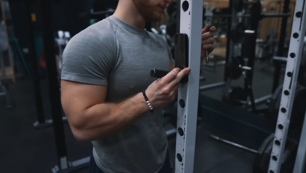 Can You Deadlift on a Smith Machine?